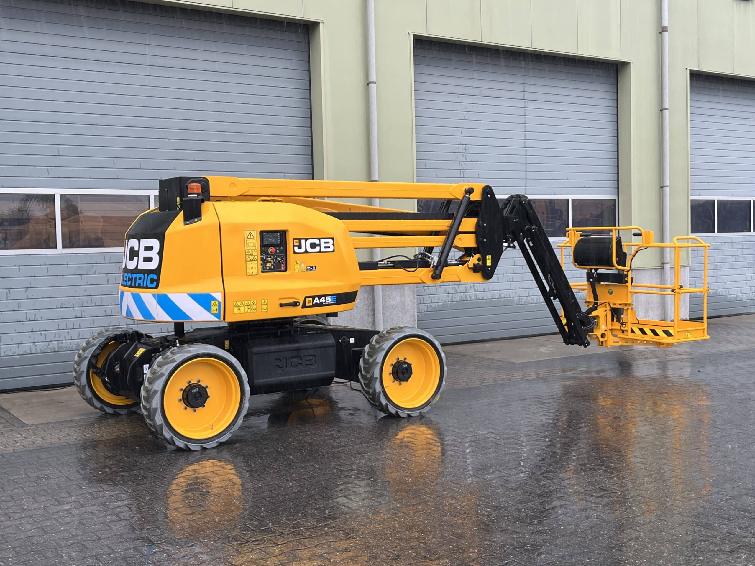 20250909_114140255_iOS