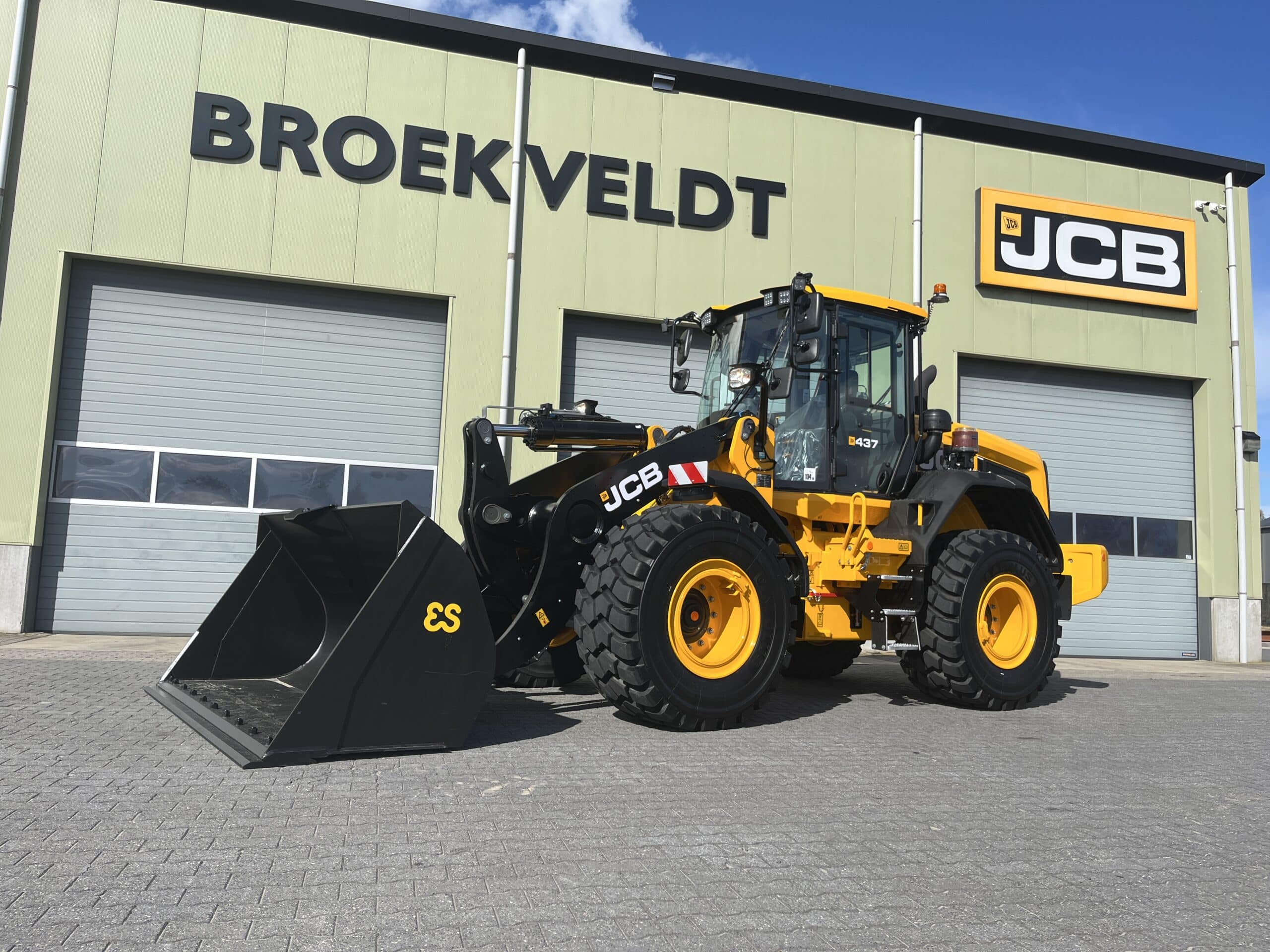 20250912_131902164_iOS