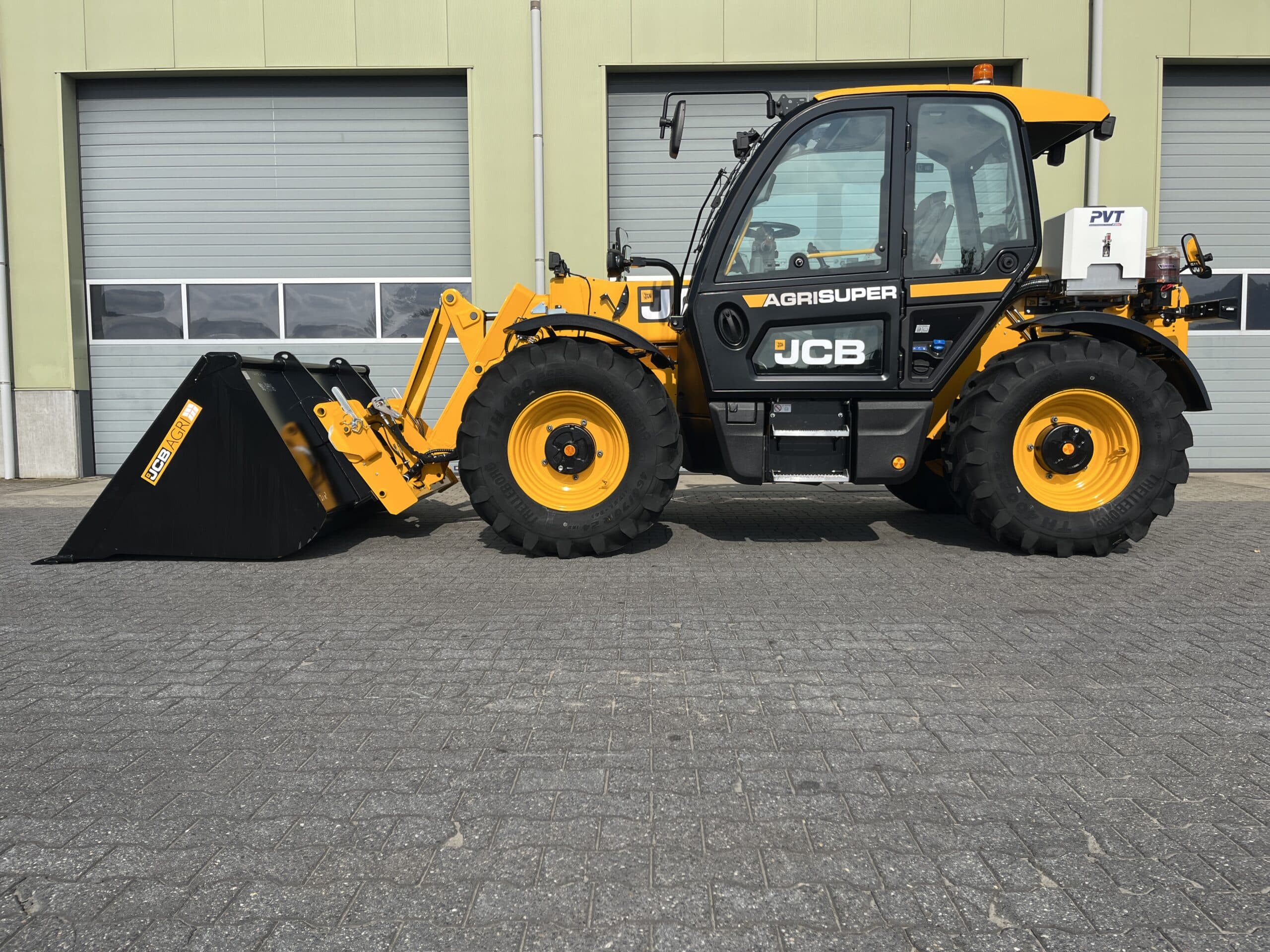 20250930_105550194_iOS