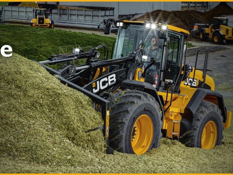 1949-JCB-WPC-Folding-Grass-Fork-Web-1920x700px