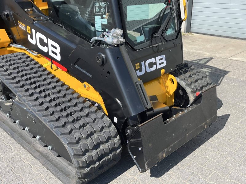 20250404_110427727_iOS