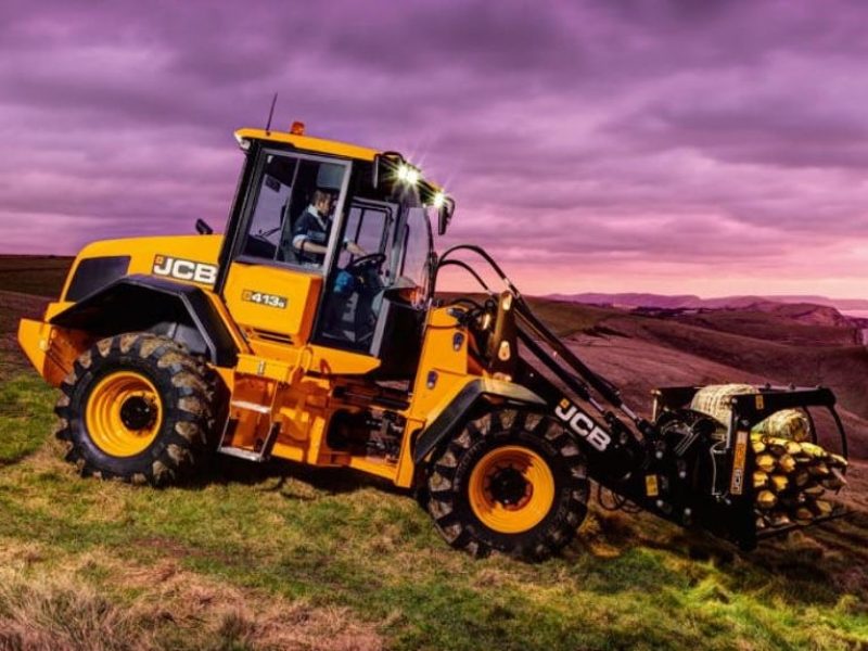 JCB 413S shovel 3